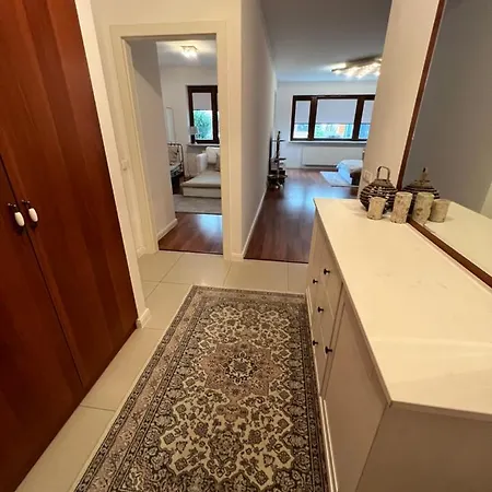 Beautiful Ground Floor Apartment In Warsaw-2