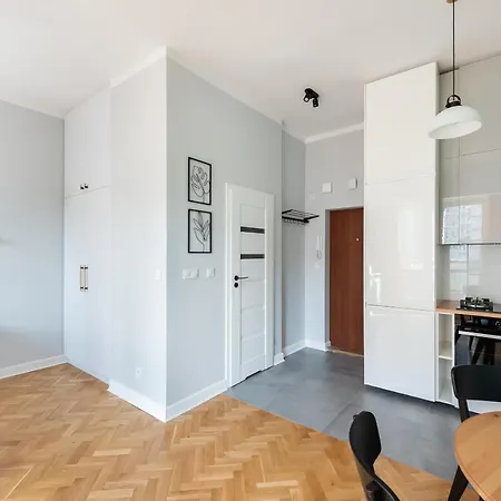 Grzybowska Sundown City Centre Apartment By Bookinghost-3