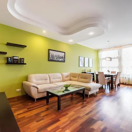 Wilanow Luxury Green Apartment By Bookinghost-2
