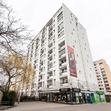 Ratusz Arsenal Modern City Apartment By Bookinghost-3