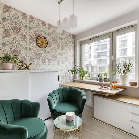 City Flower Apartment-2