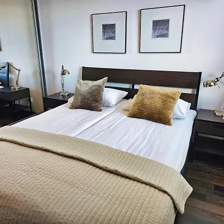 Apartamenty Arkadia By Visitwarsaw Apartments-3