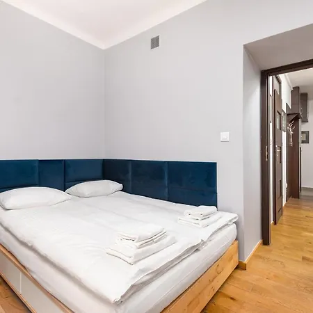 Apartament Mariensztat by Your Freedom-3