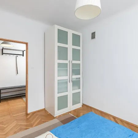 Superapart Nowolipki 23, Unwind In Urban Chic Apartament-2