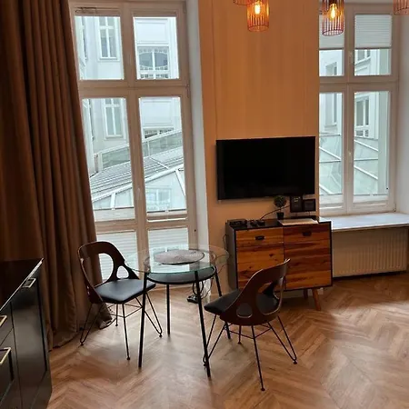 Luxury Apartment In The City Center , Wi-Fi - By Hik Apartments-2