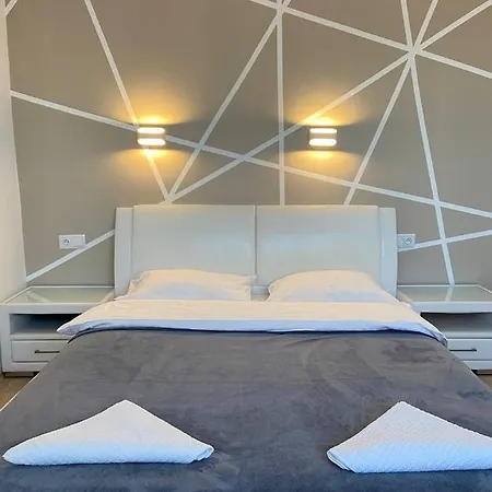 Murano Apartaments City Center Duo-2