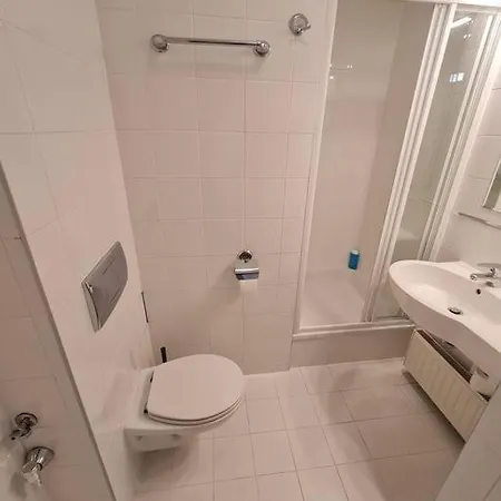 10Q - Z6 Apartment 405-3