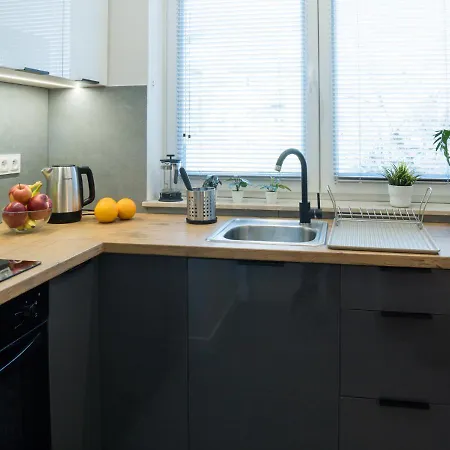 Apartament Słoneczny Kamienica Grochów with free parking-3