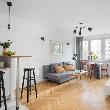 ★Bright Apartment With Positive Vibes★-3
