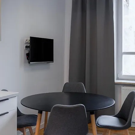 Piękna Grey Studio-2