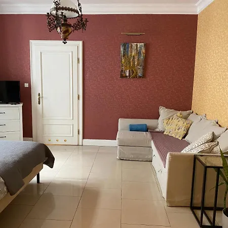 Poznanska Street Apartment-2