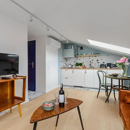 Zoliborz P&O Serviced Apartments-3