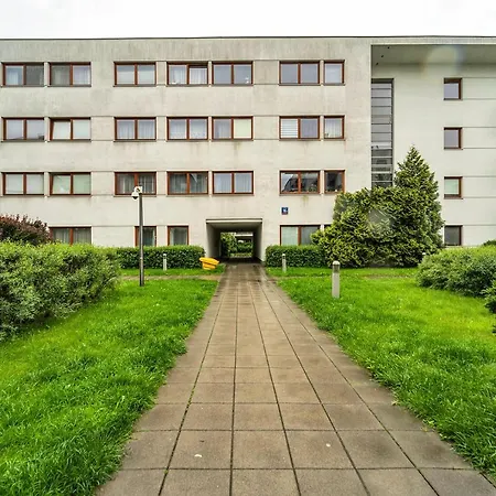 Malborska Metro Kondratowicza Apartment-2