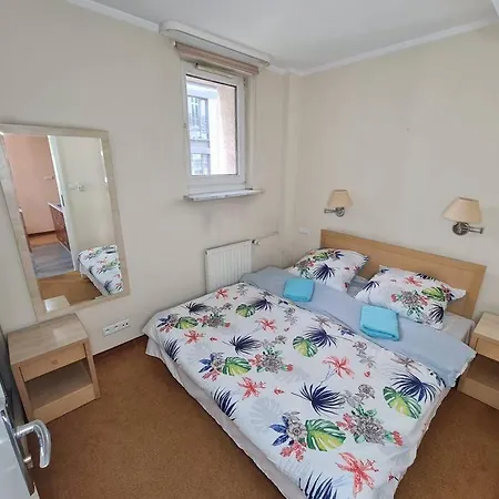 10Q - Z6 Apartment 305-3