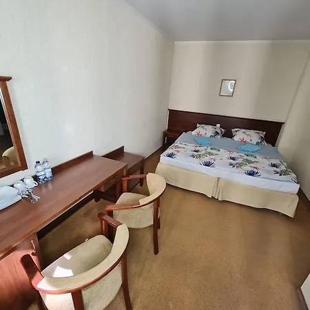 10Q - Z6 Apartment 306-3