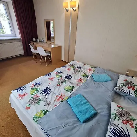 10Q - Z6 Apartment 206-3