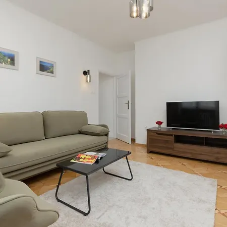 Bałuckiego Apartment Stary Mokotów Warsaw by Noclegi Renters-2