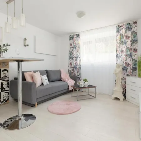 Affordable Underground Studio Near Pge Narodowy By Noclegi Renters-3