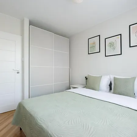 Nowogrodzka Grey Apartment By Bookinghost-3