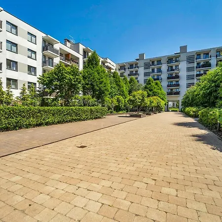 Metro Bemowo Studio - Balcony, Parking, Near Metro - By Rentujemy-3