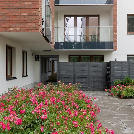 Stunning Family Apartment Ursynow With Parking & Balcony By Noclegi Renters-2