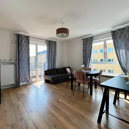 K22 Large Family Apart Komputerowa-2