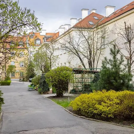Miodowa 12, Old Town / 200 m from Castle Square-3