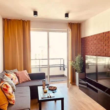 Spacious,Stylish And Comfortable 2 Room Apartment With Million Dollar View-2