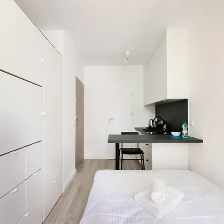 Wola Comfort Studio #1 By Bookinghost-3