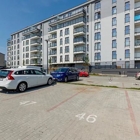 Ursus Sunny Studio For 4 Guests With Parking & Balcony By Noclegi Renters-3