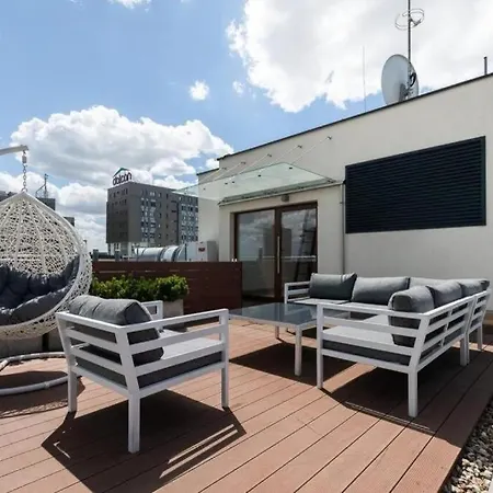 Modern Apartment With Gym,Terrace And Great Location-3