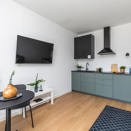 Superapart Bokserska 71A Ministudio - Near Chopin Airport-3