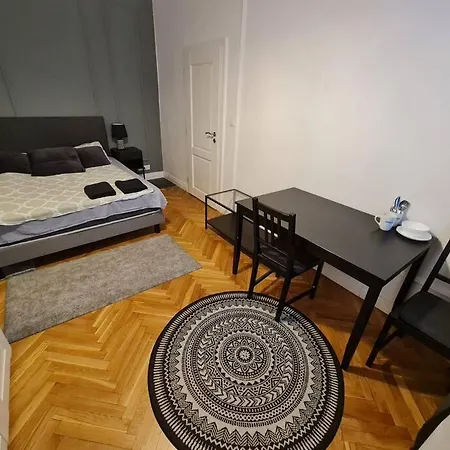 Fantastic Waw - Kp69 Room - B-3