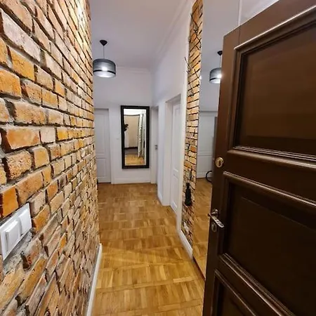 Fantastic Waw - Kp69 Room - B-2
