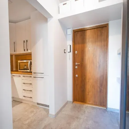 Charming Apt Next To Lazienki Park And City Center-2