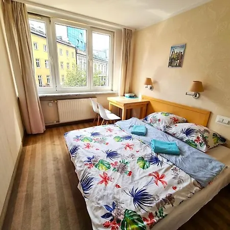 Fantastic Waw - Z6 Room - 703A-2