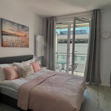 Studio Apartment Raspberry By Galeria Polnocna-2