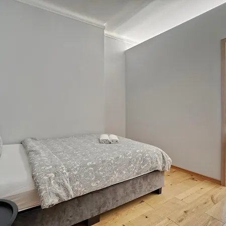 Warsaw Premium Apartments Deluxe Old Town-3