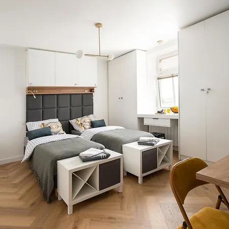 New City Break Apartment Stara Praga Koneser Ząbkowska Metro Netflix-2
