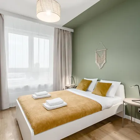 Warsaw City Jutrzenki Premium-3