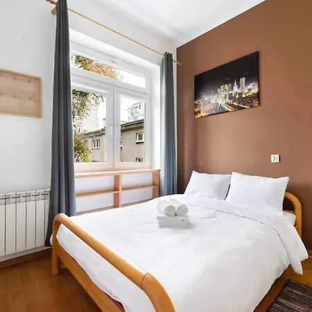Chmielna City Centre Apartment By Bookinghost-2