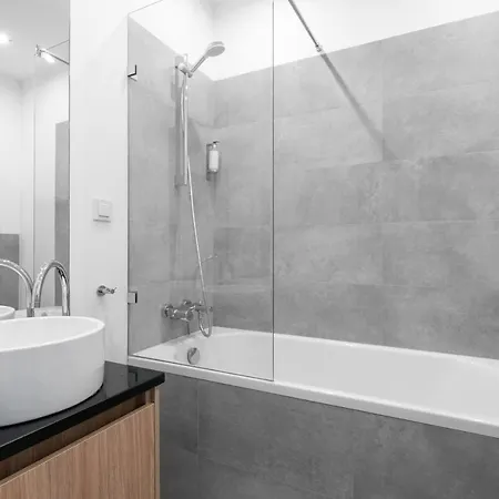 Warsaw Concierge Warszawa Zachodnia-2