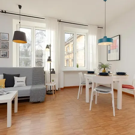 Warsaw Old Town Spacious Studio Piwna by Noclegi Renters-3