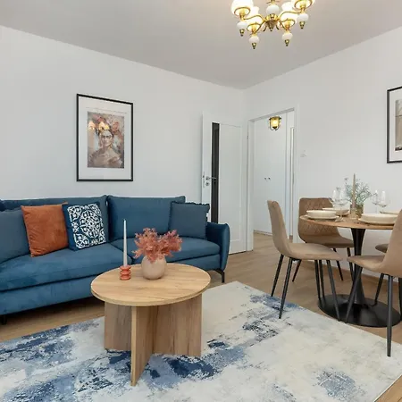 Central Warsaw Apartment Żurawia by Noclegi Renters-3