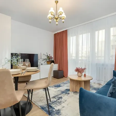 Central Warsaw Apartment Żurawia by Noclegi Renters-2