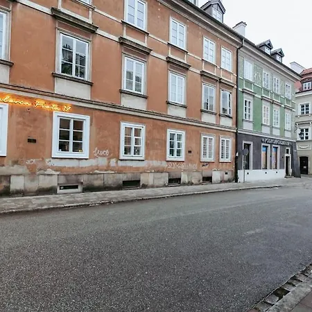 Charming Apartment Next To The Old Town!-3