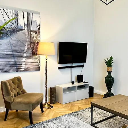 4M High Apartment In Heart Of Warsaw!-3