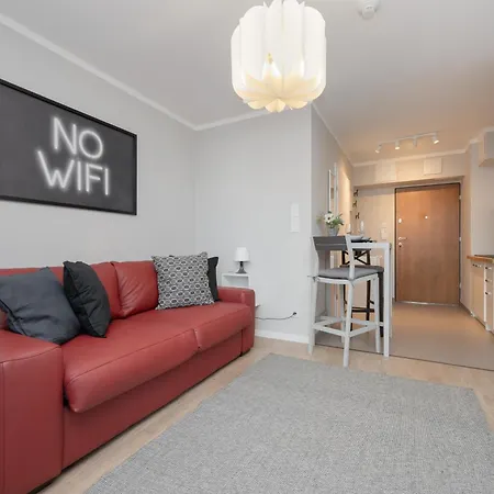 Warsaw Praga Kokoryczki Apartments with Parking by Noclegi Renters-3