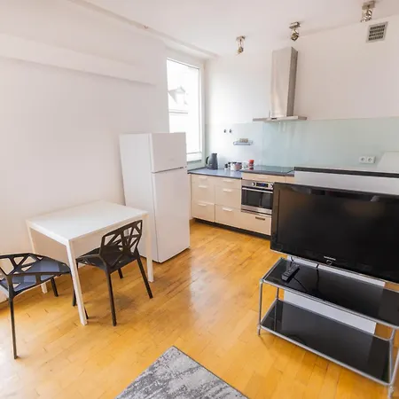Spacious Flat In The Old Town.-2