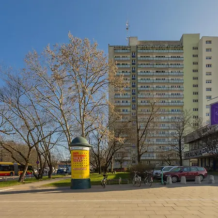 Autumn Apartment With Balcony And Two Bedrooms By Noclegi Renters-3